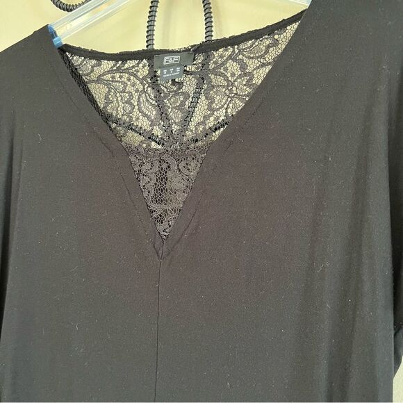 F&F Black Lace V Neck Short Sleeve Slip Over Blouse Size 8 - Picture 3 of 10